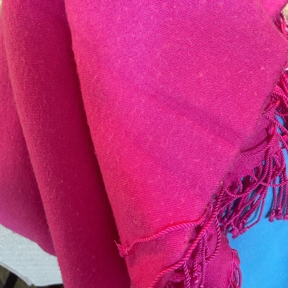 2 Pashmina Scarfs- Cheap, Not Perfect Condition - Picture 5 of 6
